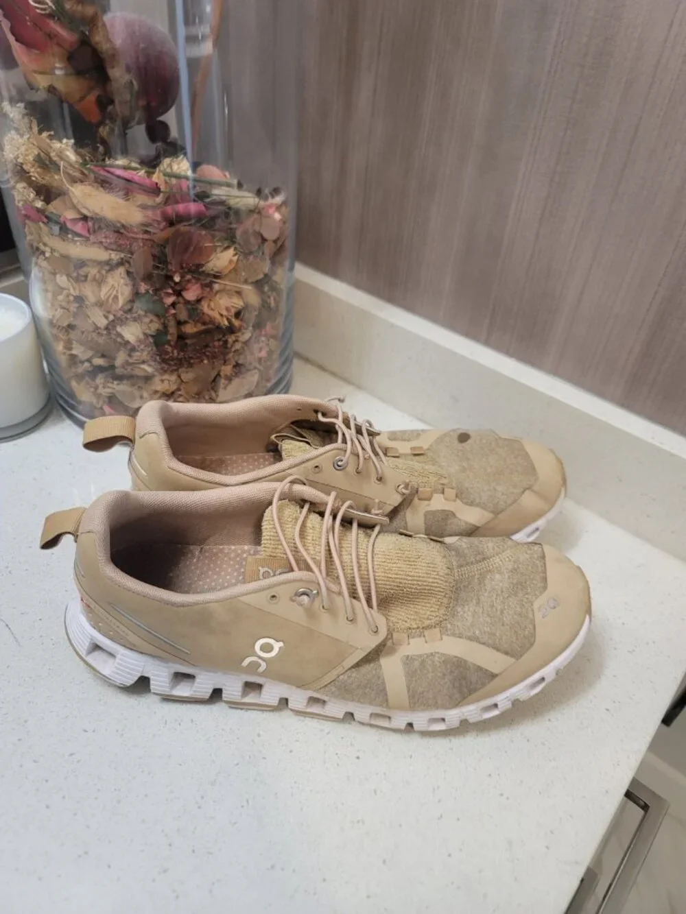 On Cloud Cloud 6 Terry Beige Size Men 9.5